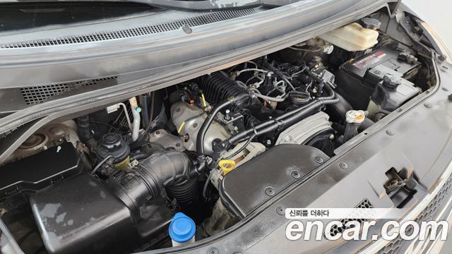 Hyundai Starex 2013 — photo 6