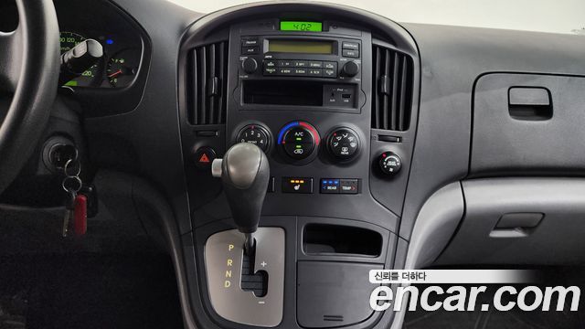 Hyundai Starex 2013 — photo 14