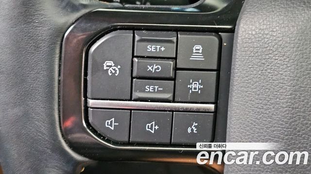 Ford Expedition 2023 — photo 23