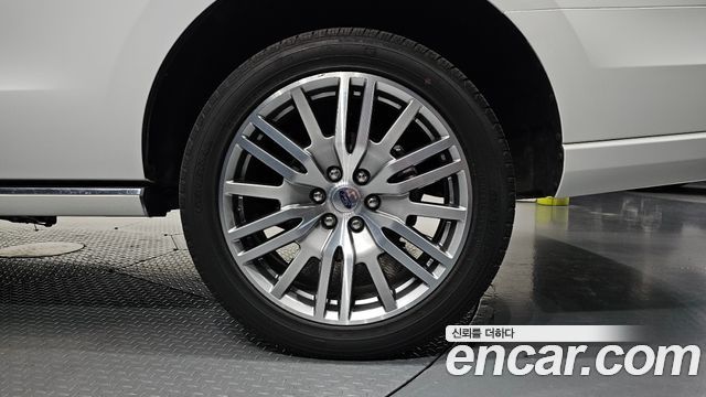 Ford Expedition 2023 — photo 7