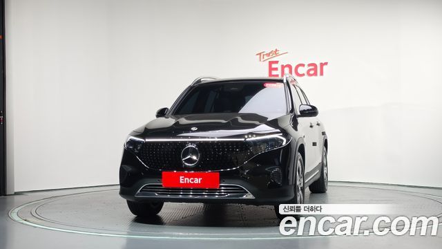 Mercedes-Benz EQB 2026 — photo 3