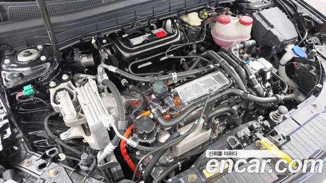 Mercedes-Benz EQB 2026 — photo 6