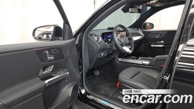 Mercedes-Benz EQB 2026 — photo 13