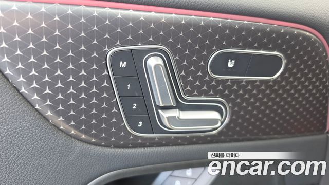 Mercedes-Benz EQB 2026 — photo 32