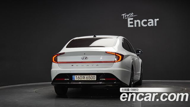 Hyundai Sonata 2022 — photo 4