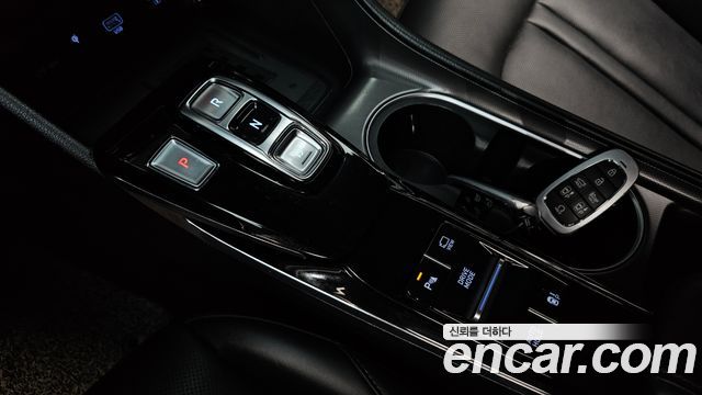 Hyundai Sonata 2022 — photo 9