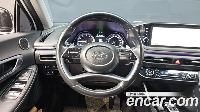 Hyundai Sonata 2022 — photo 13