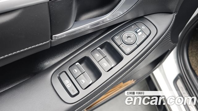 Hyundai Sonata 2022 — photo 19