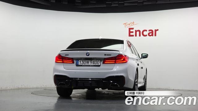 BMW 5-Series 2018 — photo 4