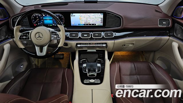 Mercedes-Benz GLS-Class 2023 — photo 10