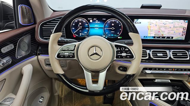 Mercedes-Benz GLS-Class 2023 — photo 19