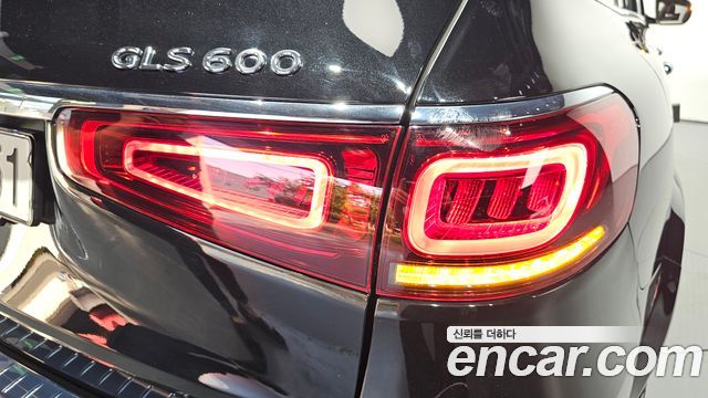 Mercedes-Benz GLS-Class 2023 — photo 9