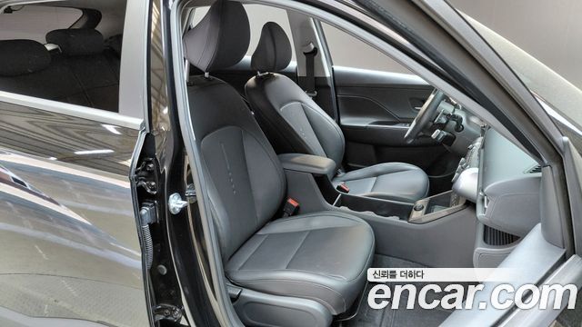 Hyundai Kona 2023 — photo 16