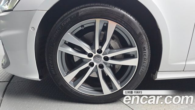 Audi A6 2020 — photo 5