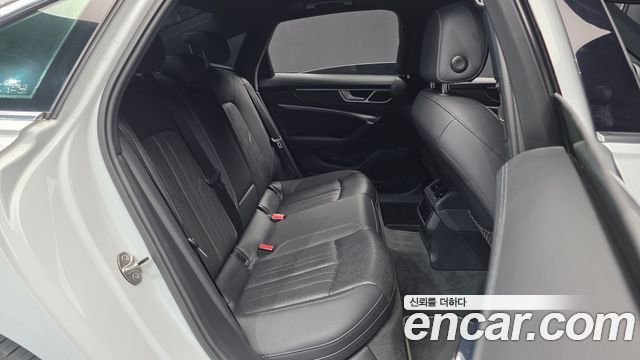 Audi A6 2020 — photo 12