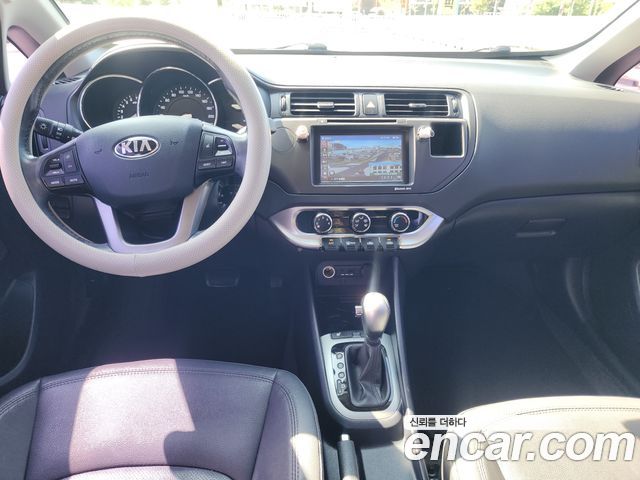 Kia pride 2014 — photo 8