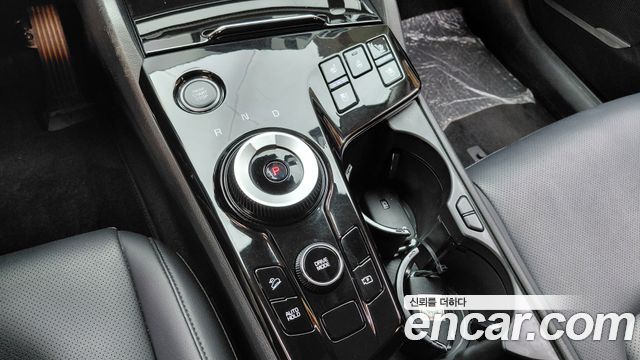 Kia Sportage 2023 — photo 12