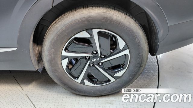 Kia Sportage 2023 — photo 7