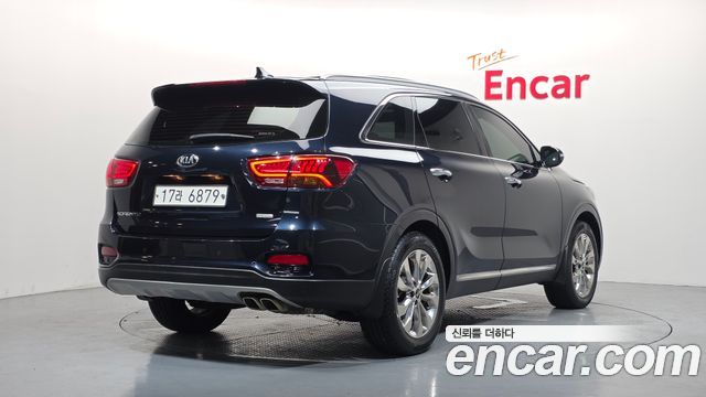 Kia Sorento 2018 — photo 2