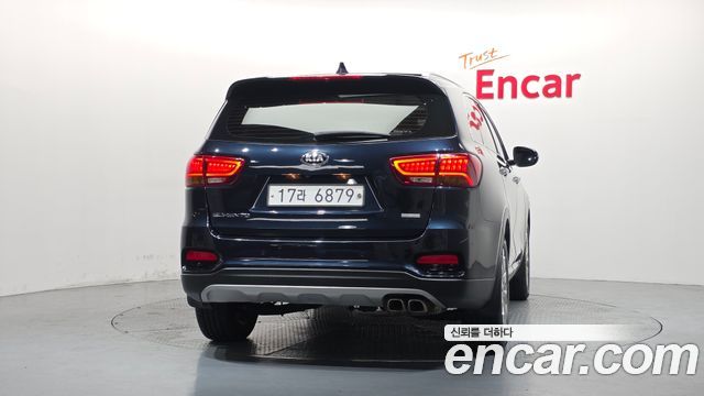 Kia Sorento 2018 — photo 4