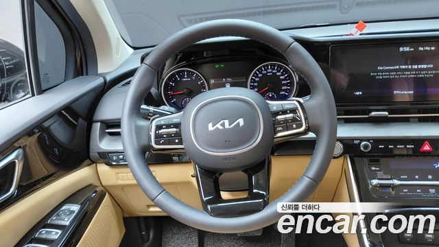Kia Canival 2023 — photo 20