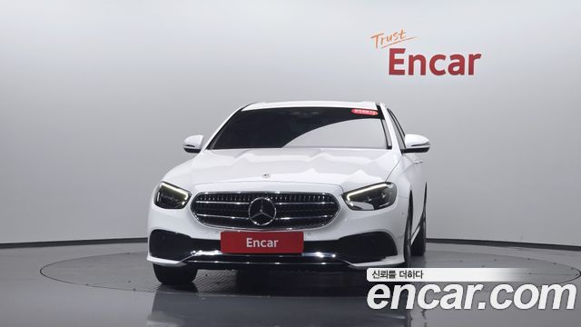 Mercedes-Benz E-Class 2021 — photo 3