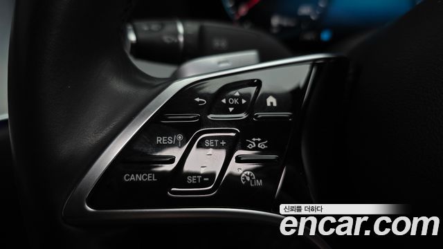 Mercedes-Benz E-Class 2021 — photo 24