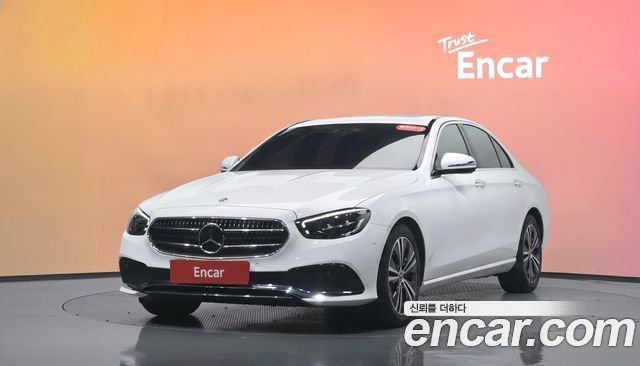 Mercedes-Benz E-Class 2021 — photo 1