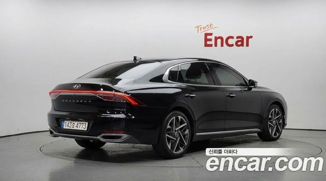 Hyundai Grandeur 2023 — photo 2