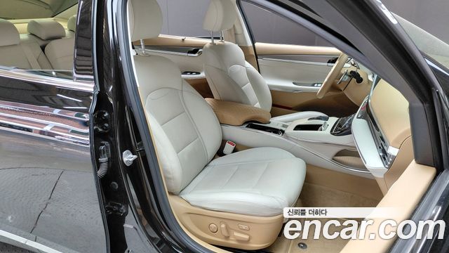 Hyundai Grandeur 2023 — photo 16