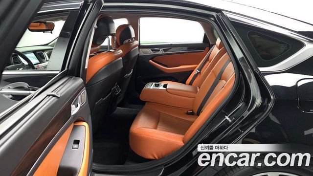 Genesis G80 2017 — photo 12