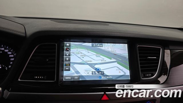 Genesis G80 2017 — photo 14
