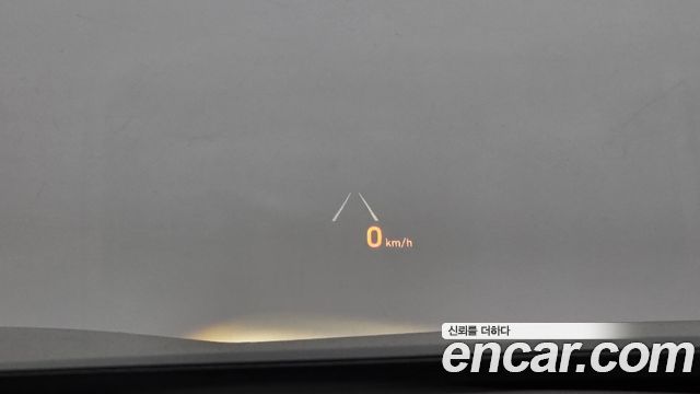 Genesis G80 2017 — photo 18