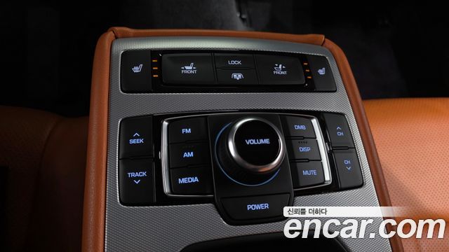 Genesis G80 2017 — photo 20