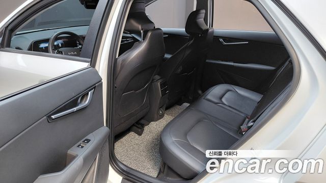 Kia Niro 2024 — photo 18