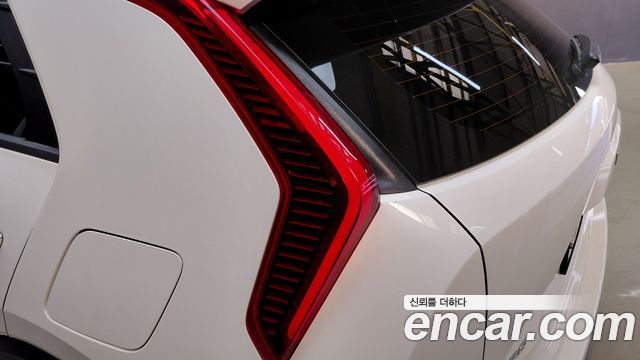 Kia Niro 2024 — photo 9