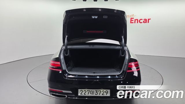 Genesis G90 2022 — photo 26
