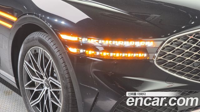 Genesis G90 2022 — photo 8
