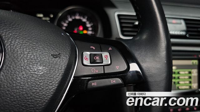 Volkswagen Passat 2018 — photo 27