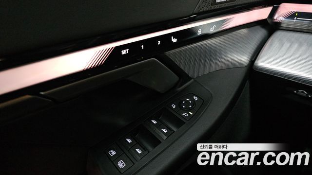 BMW 5-Series 2024 — photo 28