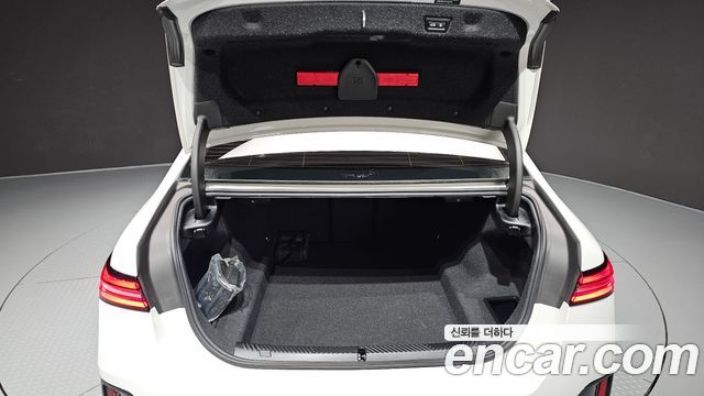 BMW 5-Series 2024 — photo 37
