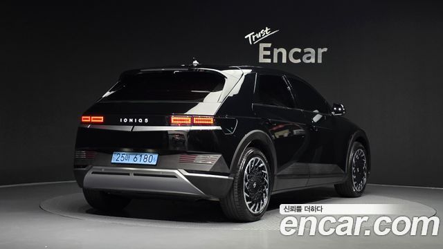 Hyundai Ioniq5 2023 — photo 2
