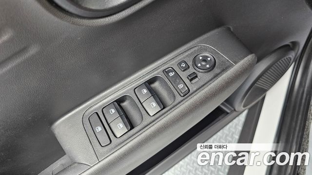 Hyundai Casper 2023 — photo 29