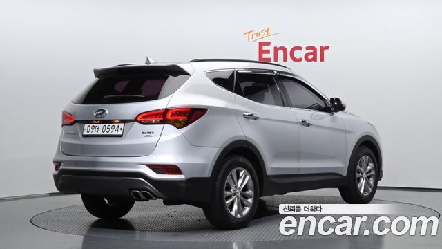 Hyundai Santafe 2016 — photo 2
