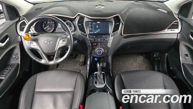 Hyundai Santafe 2016 — photo 10