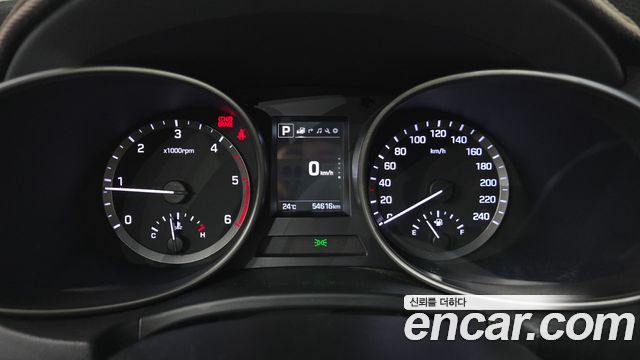 Hyundai Santafe 2016 — photo 11