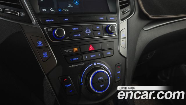 Hyundai Santafe 2016 — photo 23