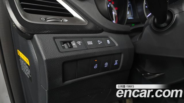 Hyundai Santafe 2016 — photo 24