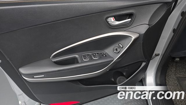 Hyundai Santafe 2016 — photo 14