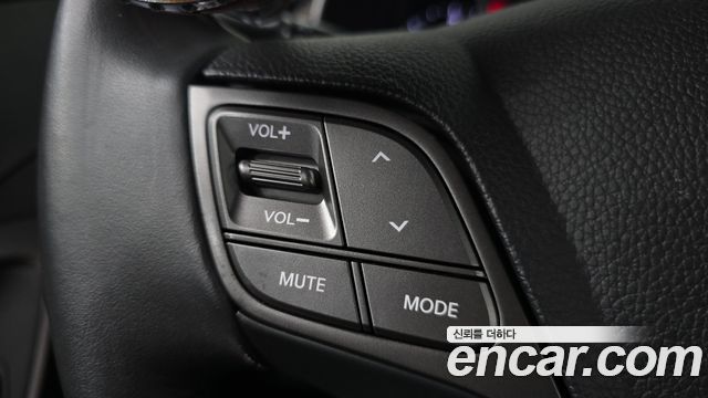 Hyundai Santafe 2016 — photo 28